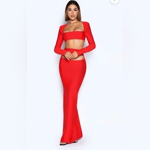 AMIRA SET (Red)
Red Bandage Crop Top & Maxi Skirt